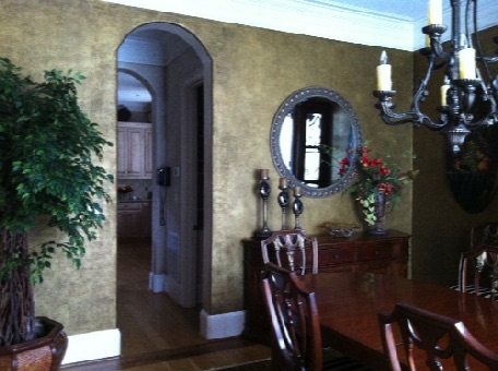 Textured gold metallic Dining Room